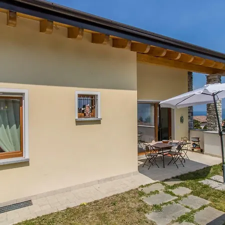 Magnolia Vista Musso