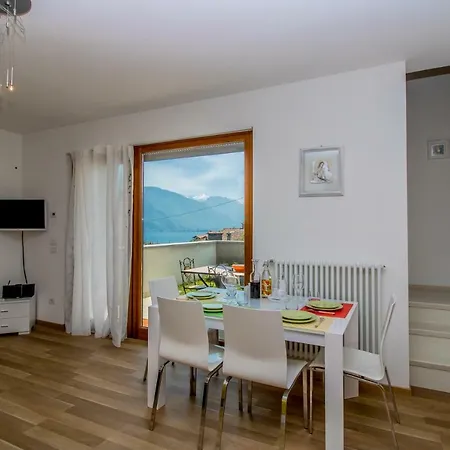 Magnolia Vista * Musso